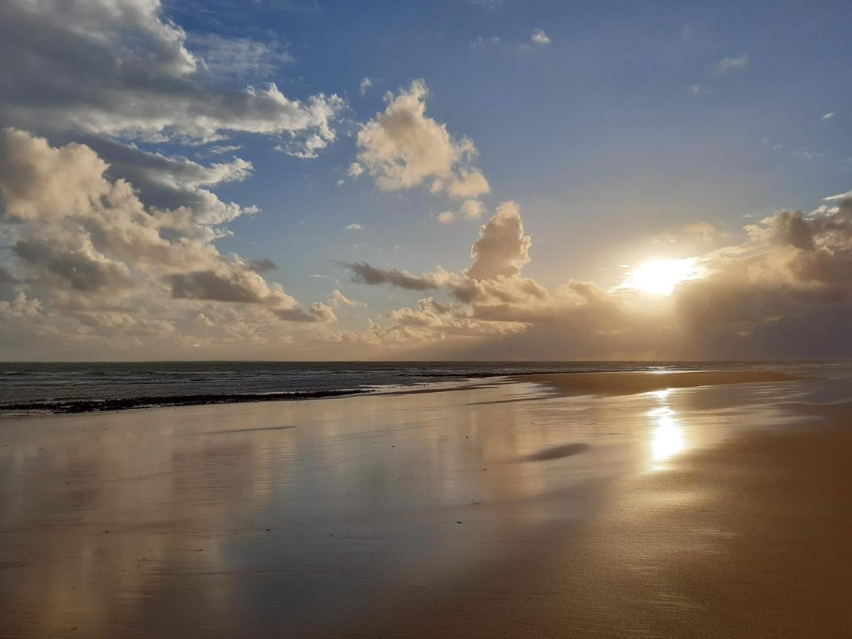 Superbe Vue Sur L'Ocean, Acces Direct A La Plage Ла-Транш-сюр-Мер Экстерьер фото